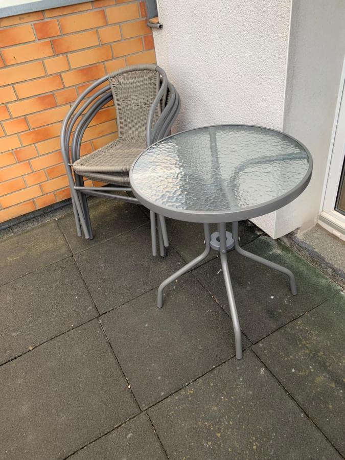 Biesdorf-Verkehrsguenstig Und Ruhig Berlim Exterior foto